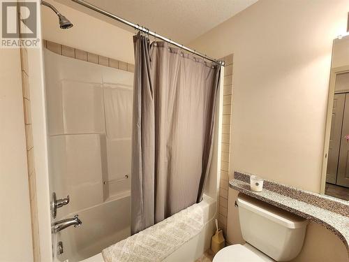 2125 Atkinson Street Unit# 302 Lot# 12, Penticton, BC - Indoor Photo Showing Bathroom