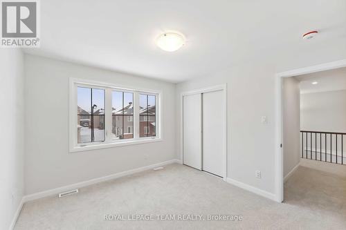 630 Inver Lane, Ottawa, ON - Indoor Photo Showing Other Room