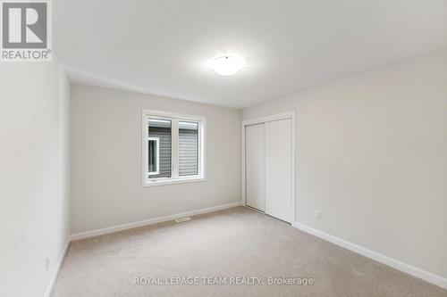 630 Inver Lane, Ottawa, ON - Indoor Photo Showing Other Room