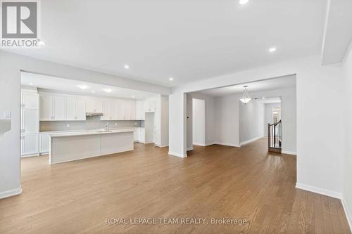 630 Inver Lane, Ottawa, ON - Indoor Photo Showing Kitchen