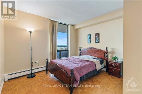 1909 - 515 St Laurent Boulevard, Ottawa, ON - Indoor Photo Showing Bedroom