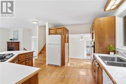 351 Riverwood Drive, Ottawa, ON - Indoor Photo Showing Kitchen With Double Sink