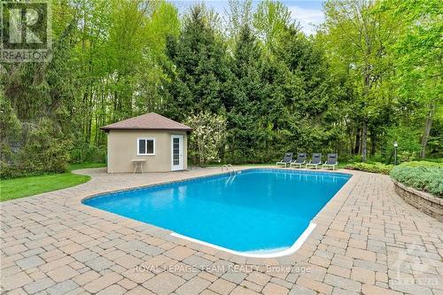 5527 Cedar Drive, Ottawa, ON - Outdoor With In Ground Pool With Backyard