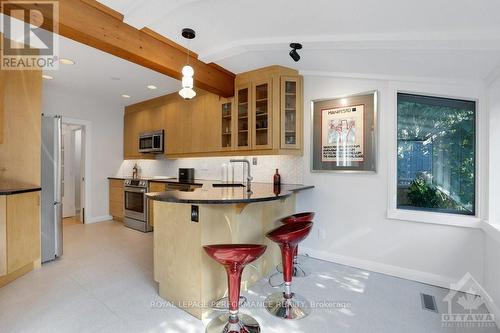 73 Riverdale Avenue, Ottawa, ON - Indoor Photo Showing Kitchen