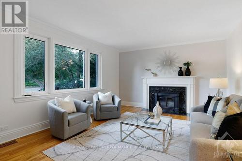 73 Riverdale Avenue, Ottawa, ON - Indoor Photo Showing Living Room With Fireplace