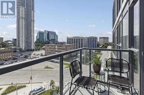 909 - 325 Yorkland Boulevard, Toronto, ON - Outdoor