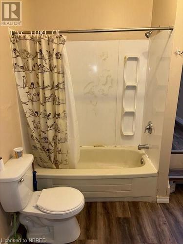 738 Airport Road, North Bay, ON - Indoor Photo Showing Bathroom