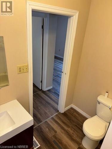 738 Airport Road, North Bay, ON - Indoor Photo Showing Bathroom