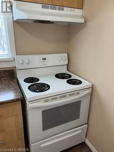 738 Airport Road, North Bay, ON - Indoor Photo Showing Kitchen