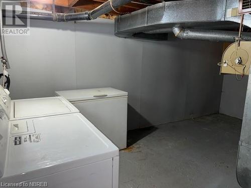 738 Airport Road, North Bay, ON - Indoor Photo Showing Laundry Room