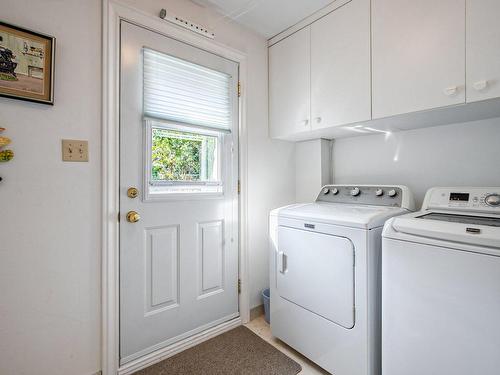 Laundry room - 1150 Rue Du Perche, Boucherville, QC - Indoor Photo Showing Laundry Room