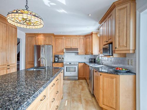 Kitchen - 1150 Rue Du Perche, Boucherville, QC - Indoor Photo Showing Kitchen With Double Sink