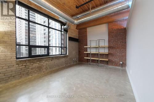 406 - 68 Broadview Avenue, Toronto, ON - Indoor Photo Showing Other Room