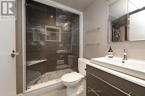 406 - 68 Broadview Avenue, Toronto, ON - Indoor Photo Showing Bathroom