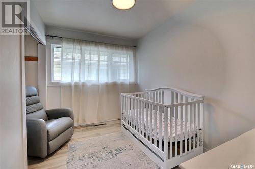 53 Knowles Crescent, Regina, SK - Indoor Photo Showing Bedroom