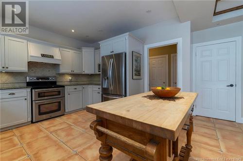 7 Meredith Drive, Sussex Corner, NB - Indoor Photo Showing Kitchen