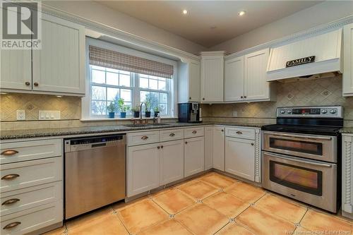 7 Meredith Drive, Sussex Corner, NB - Indoor Photo Showing Kitchen