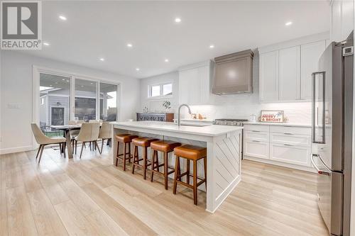 3613 Queen Street, Plympton-Wyoming, ON - Indoor Photo Showing Kitchen With Upgraded Kitchen