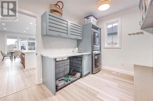 3613 Queen Street, Plympton-Wyoming, ON - Indoor Photo Showing Laundry Room