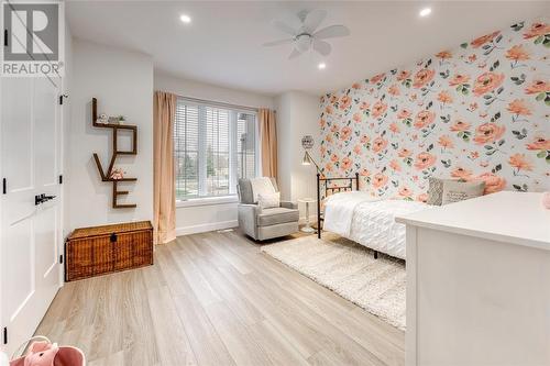 3613 Queen Street, Plympton-Wyoming, ON - Indoor Photo Showing Bedroom