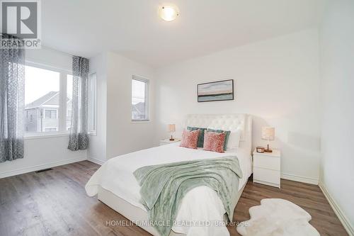 2823 Foxden Square, Pickering, ON - Indoor Photo Showing Bedroom