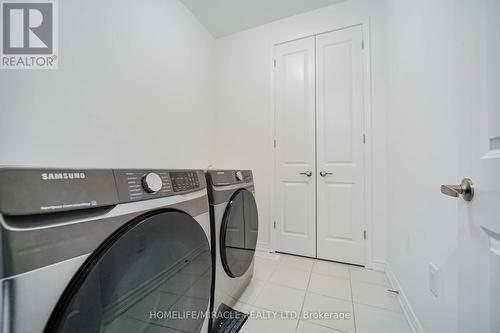 2823 Foxden Square, Pickering, ON - Indoor Photo Showing Laundry Room