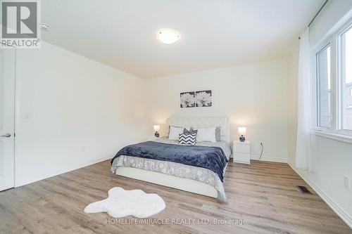 2823 Foxden Square, Pickering, ON - Indoor Photo Showing Bedroom