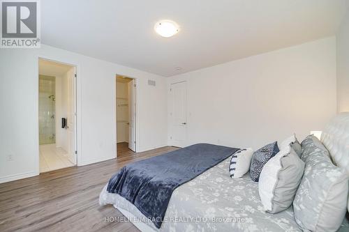 2823 Foxden Square, Pickering, ON - Indoor Photo Showing Bedroom