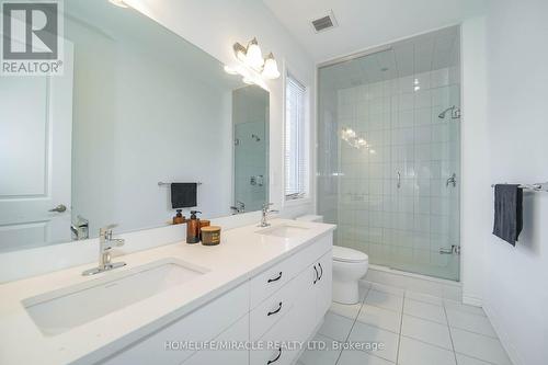 2823 Foxden Square, Pickering, ON - Indoor Photo Showing Bathroom