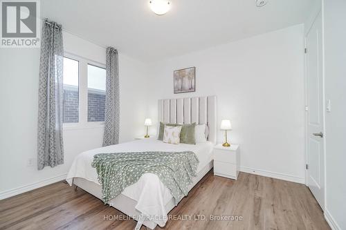 2823 Foxden Square, Pickering, ON - Indoor Photo Showing Bedroom