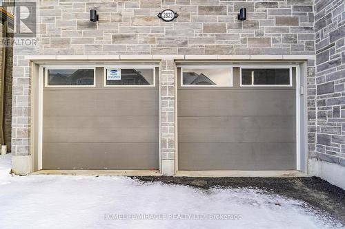 2823 Foxden Square, Pickering, ON - Outdoor With Exterior