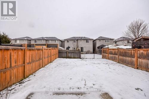 40 Sasco Way, Essa, ON - Outdoor With Backyard