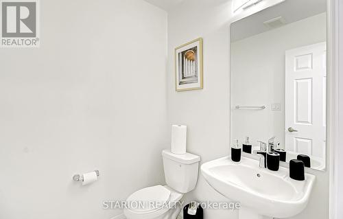 29 Granville Crescent, Haldimand, ON - Indoor Photo Showing Bathroom