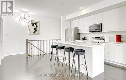 29 Granville Crescent, Haldimand, ON - Indoor Photo Showing Kitchen