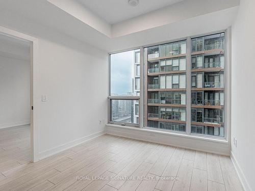 3609-35 Mercer St, Toronto, ON - Indoor Photo Showing Other Room