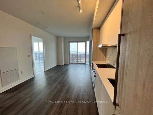 6003-138 Downes St, Toronto, ON - Indoor Photo Showing Kitchen