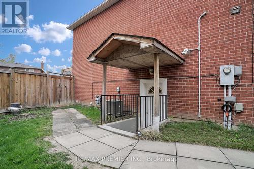 Bsmt - 8 Matt Court, Vaughan, ON - Outdoor With Exterior