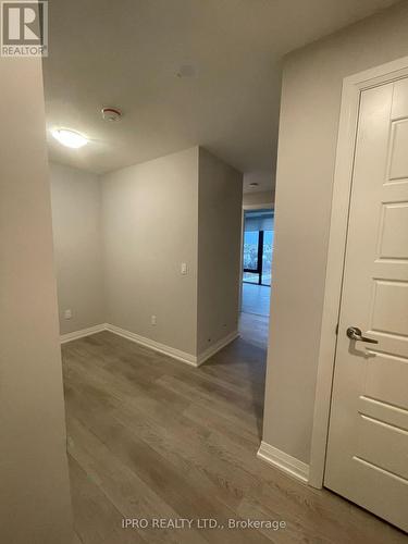 517 - 1415 Dundas Street, Oakville, ON - Indoor Photo Showing Other Room