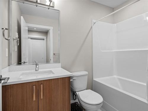 304-2783 Strathmore Rd, Langford, BC - Indoor Photo Showing Bathroom