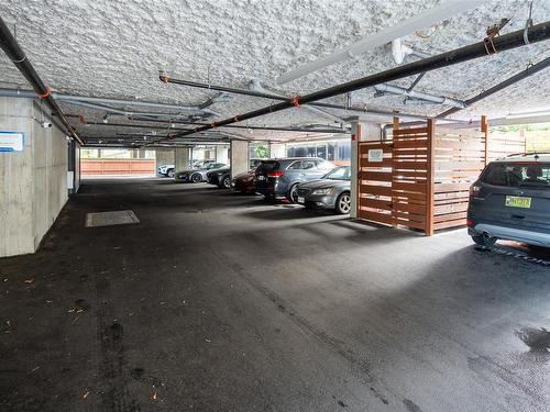 304-2783 Strathmore Rd, Langford, BC - Indoor Photo Showing Garage