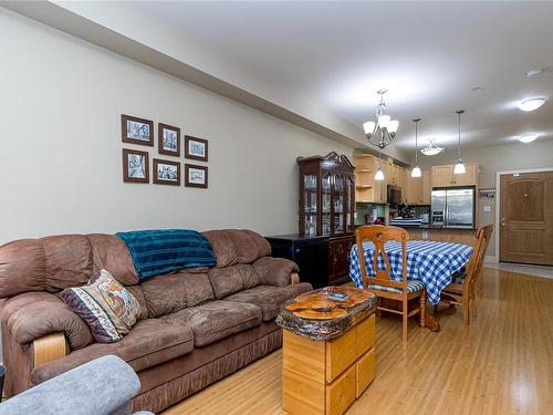 210-866 Brock Ave, Langford, BC - Indoor Photo Showing Living Room