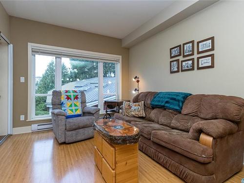 210-866 Brock Ave, Langford, BC - Indoor Photo Showing Living Room