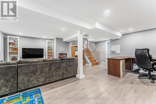 3 Hudson Drive, St. Catharines (442 - Vine/Linwell), ON - Indoor