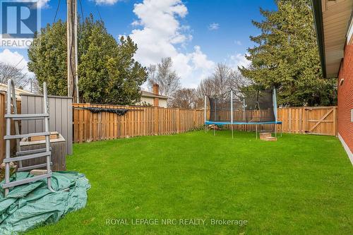 3 Hudson Drive, St. Catharines (442 - Vine/Linwell), ON - Outdoor With Backyard