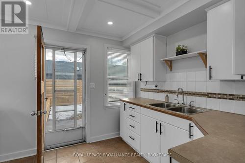 951 Sydenham Road, Kingston (City Northwest), ON - Indoor Photo Showing Kitchen With Double Sink