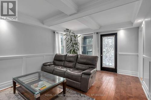 951 Sydenham Road, Kingston (City Northwest), ON - Indoor Photo Showing Living Room