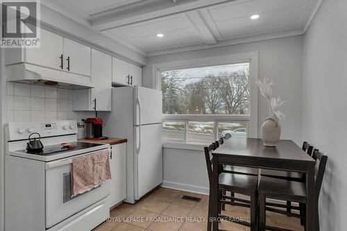 951 Sydenham Road, Kingston (City Northwest), ON - Indoor Photo Showing Kitchen