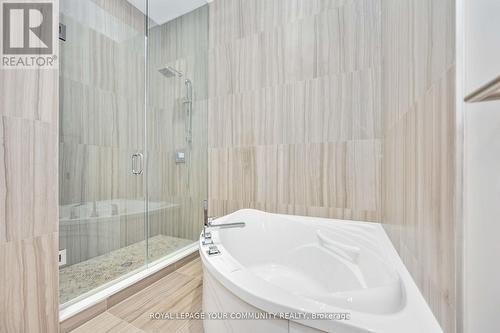 Ph1 - 1 Grandview Avenue, Markham, ON - Indoor Photo Showing Bathroom