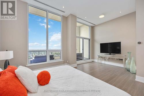 Ph1 - 1 Grandview Avenue, Markham, ON - Indoor Photo Showing Bedroom