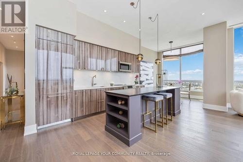 Ph1 - 1 Grandview Avenue, Markham, ON - Indoor Photo Showing Kitchen With Upgraded Kitchen